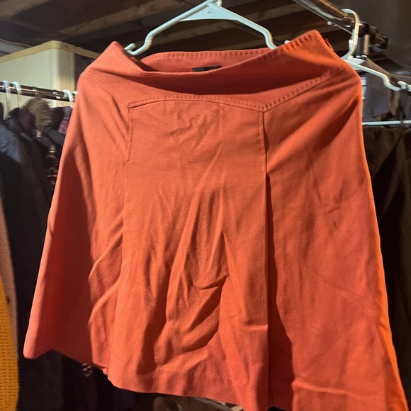 Paul smith suits and skirt gently used but still look good no damage - Picture 3 of 5